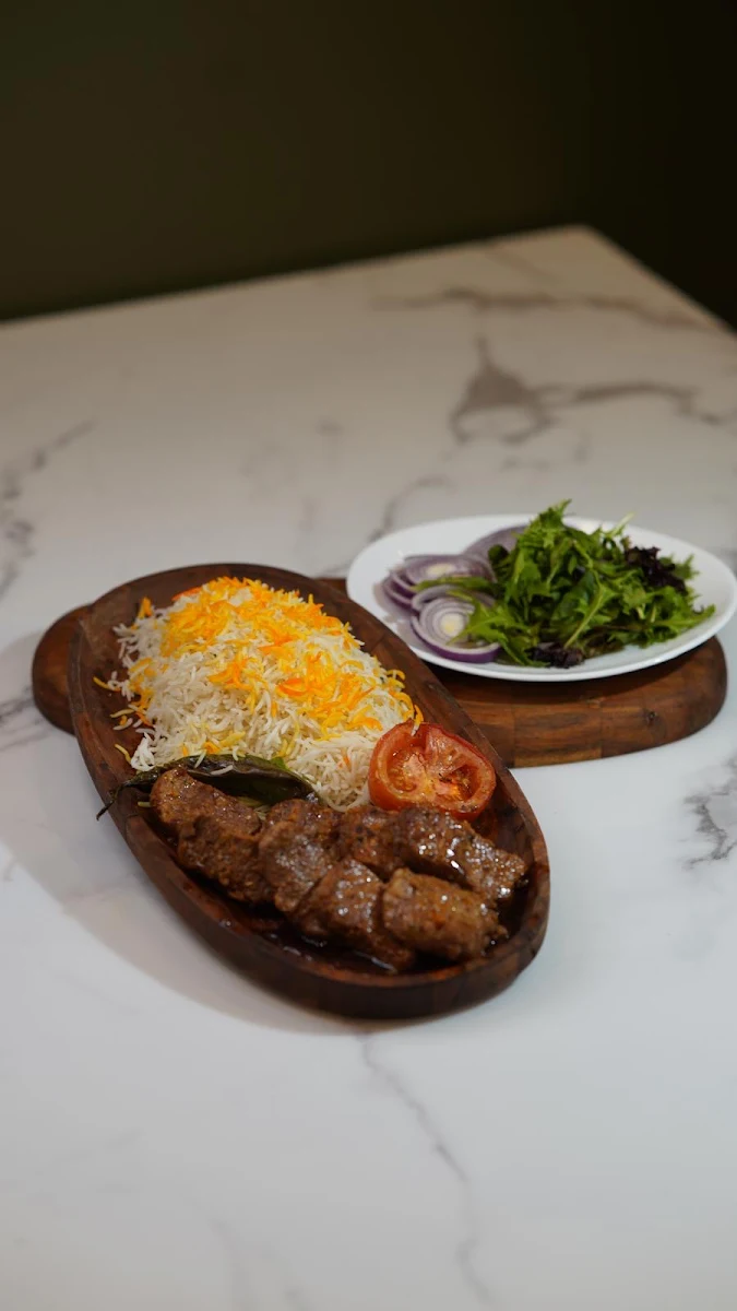 Highlights, Restaurant Joya