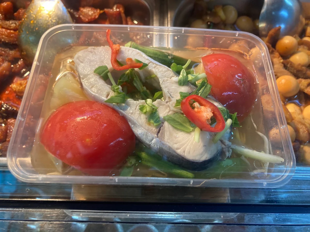 Fish in Sour Soup with Pineapple & Tomato