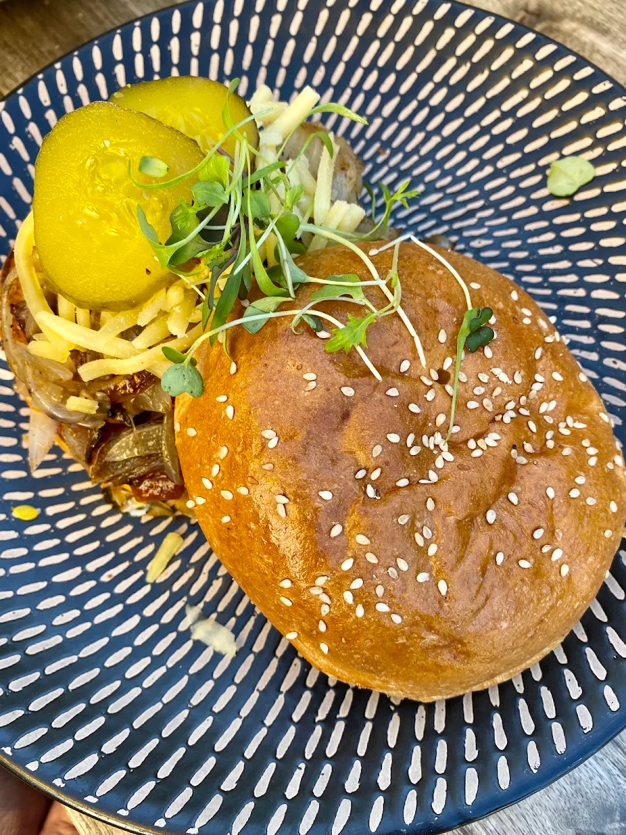 Cevapi Burger, The Village Door