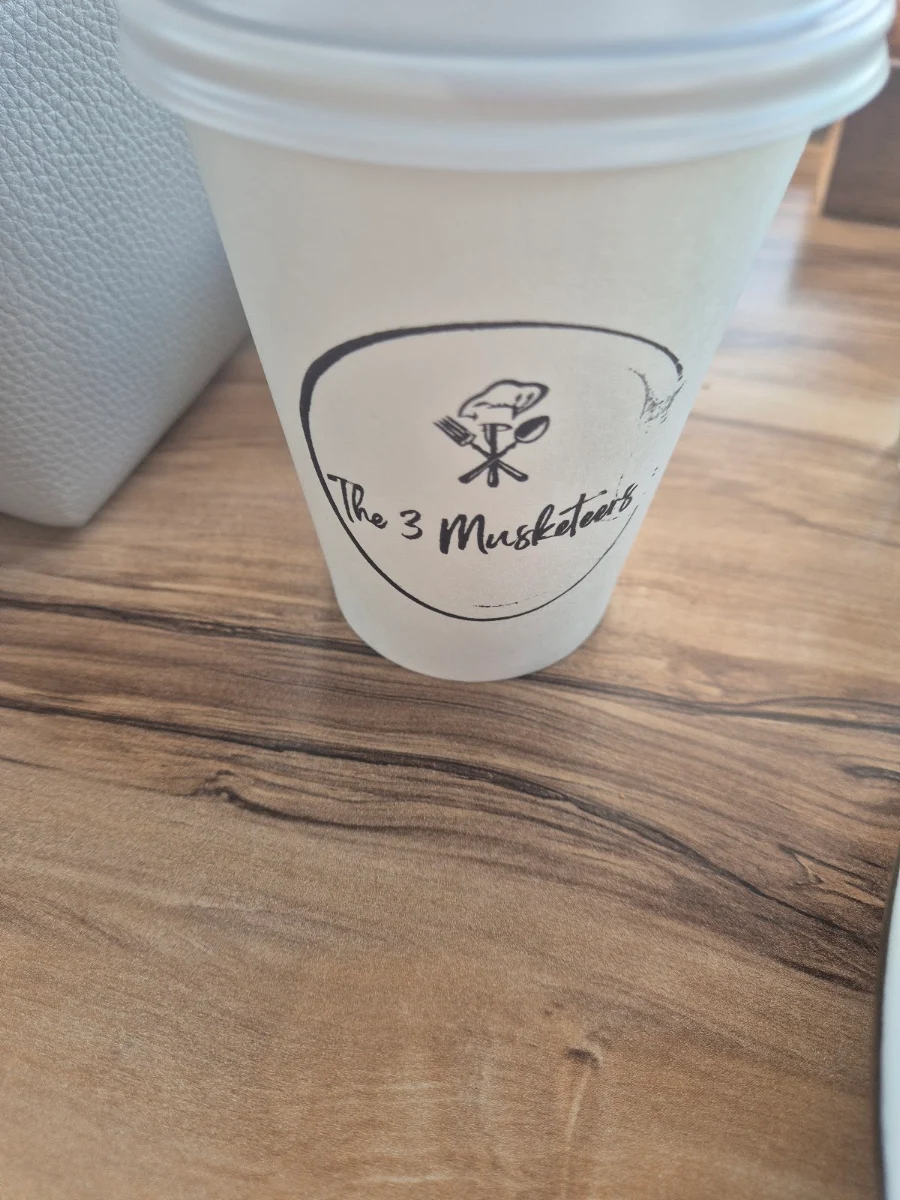 Flat White, The 3 Musketeers