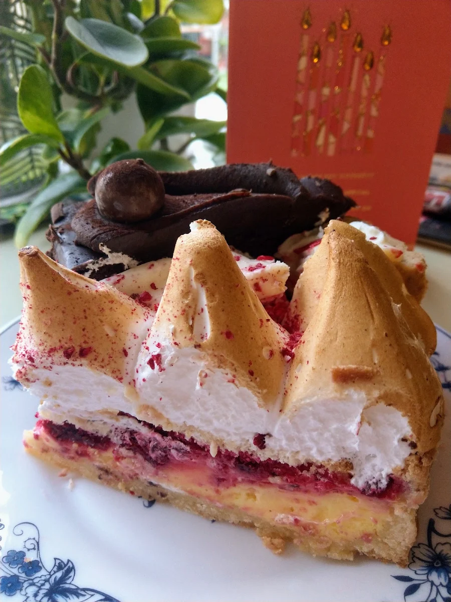Raspberry Meringue Cake, San Churro Epping