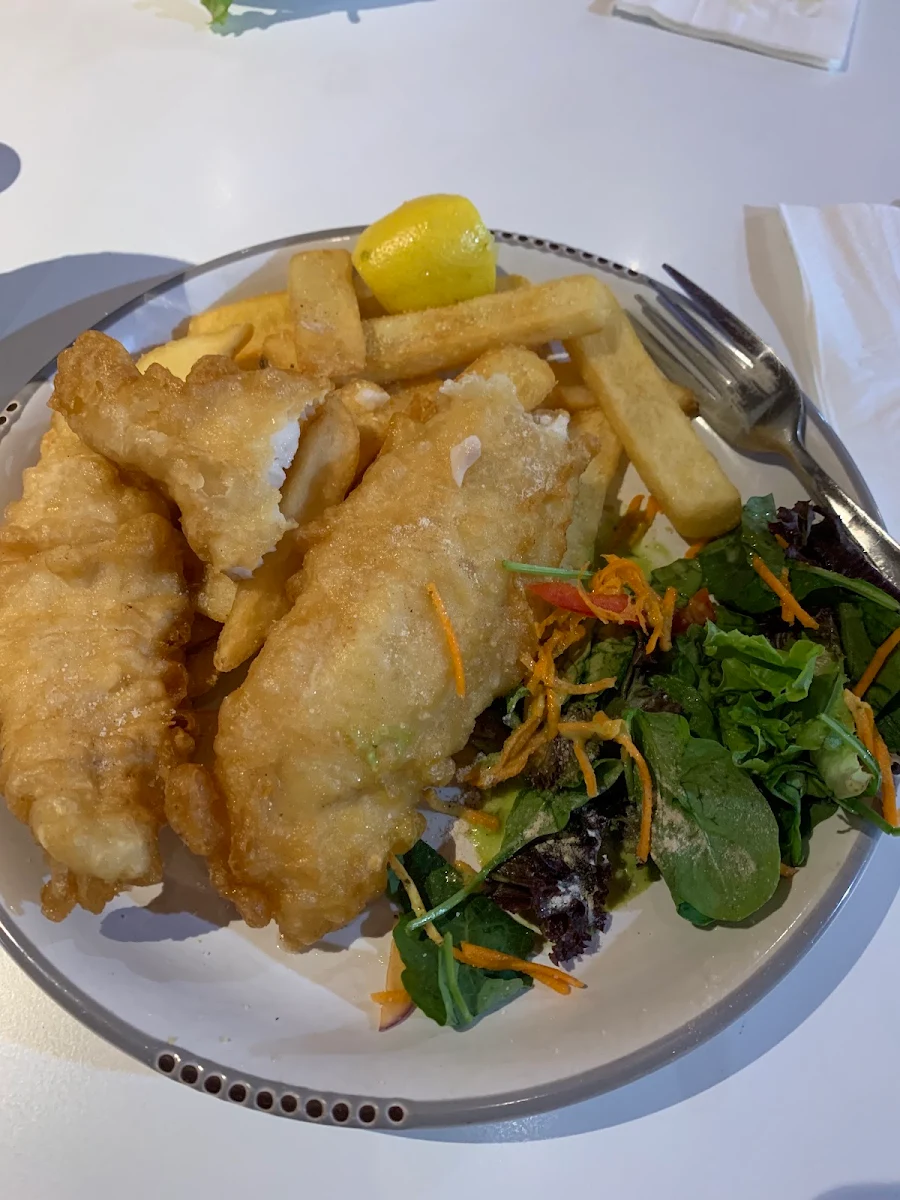 Reef Fish, Central Lane Hotel