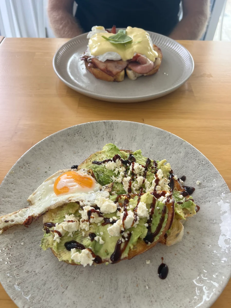 Highlights, Maisie’s Cafe