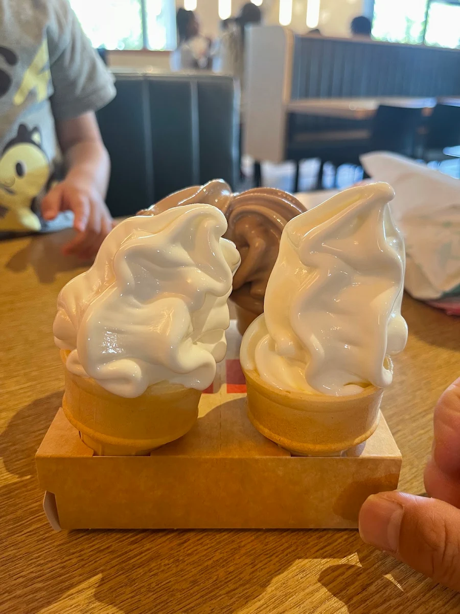 Soft Serve, McDonald's Fountain Gate