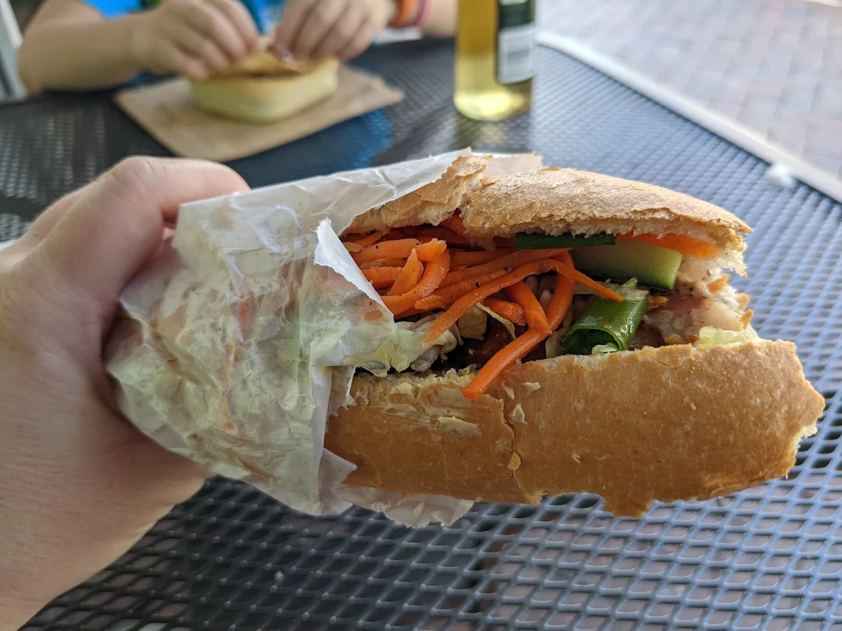 Highlights, Lai Bakery & Cafe