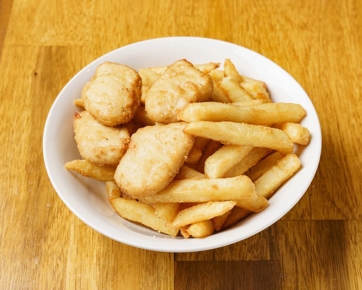 Chicken Nuggets & Chips