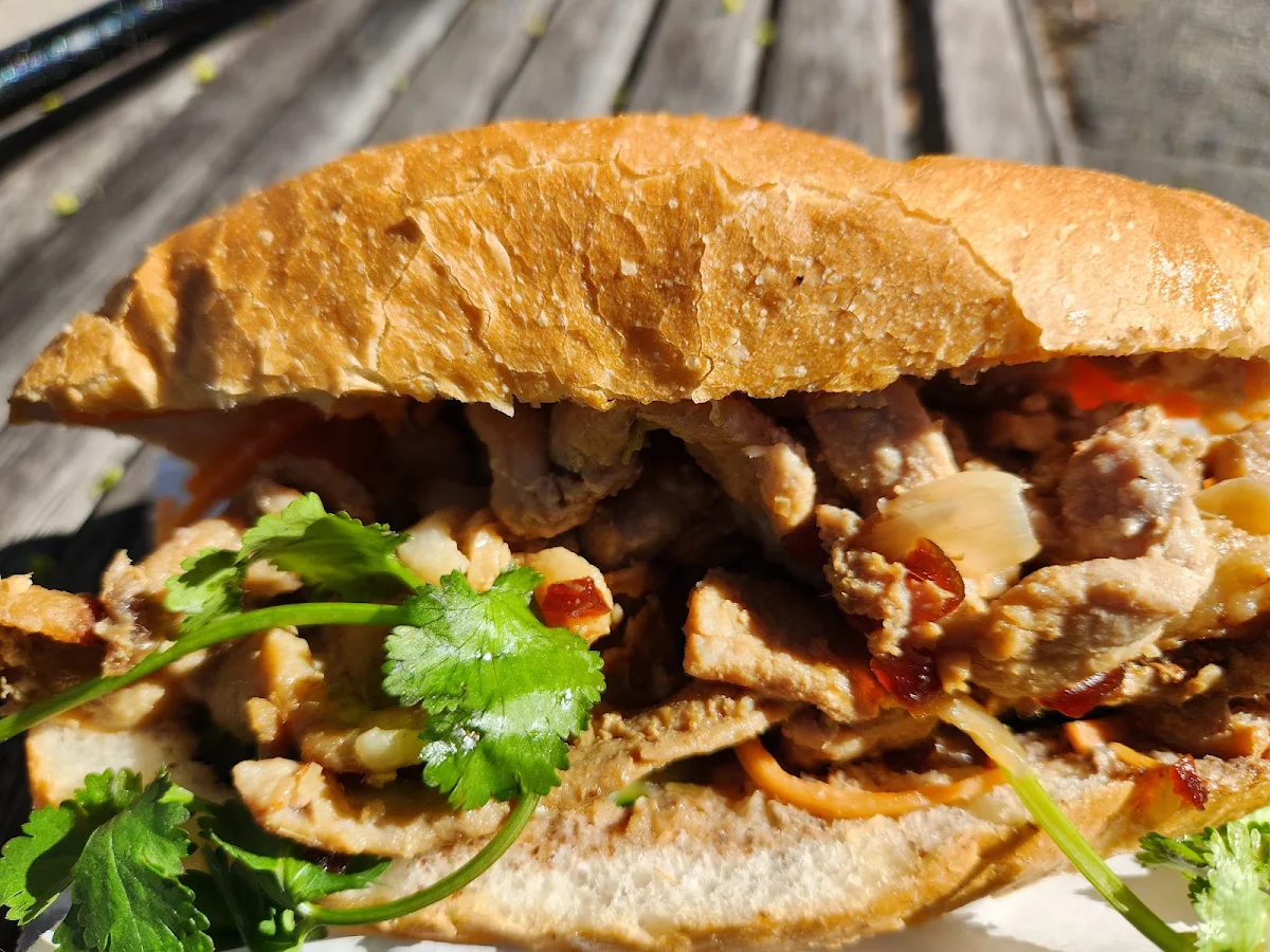 Highlights, Mo'Pho Vietnamese Canteen