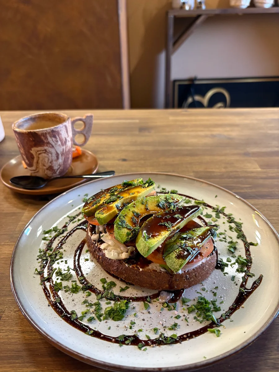 Highlights, Esperanca cafe