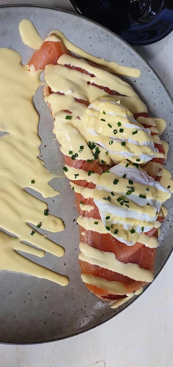 Hollandaise, The Black Pudding Cafe