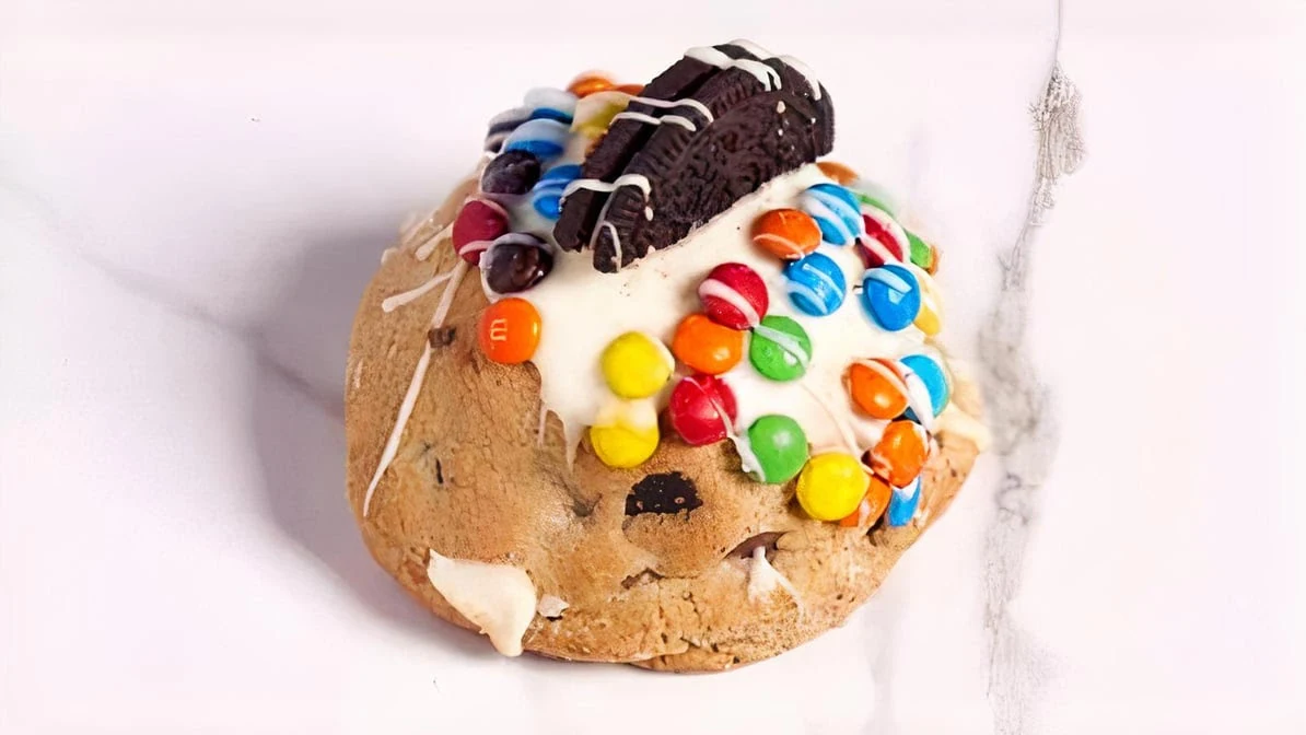 Highlights, Desserts 2 U
