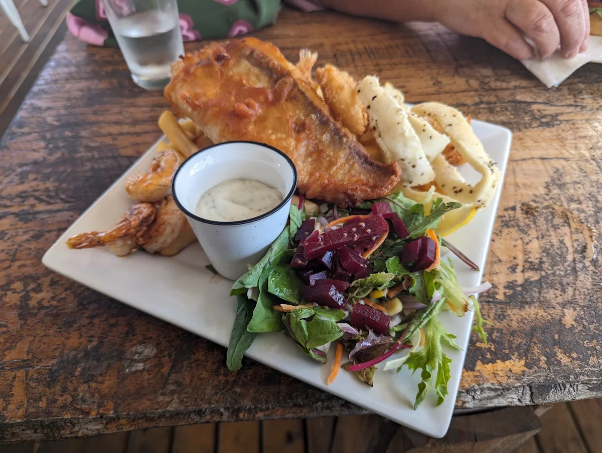 Highlights, Beechwood General Store & Cafe