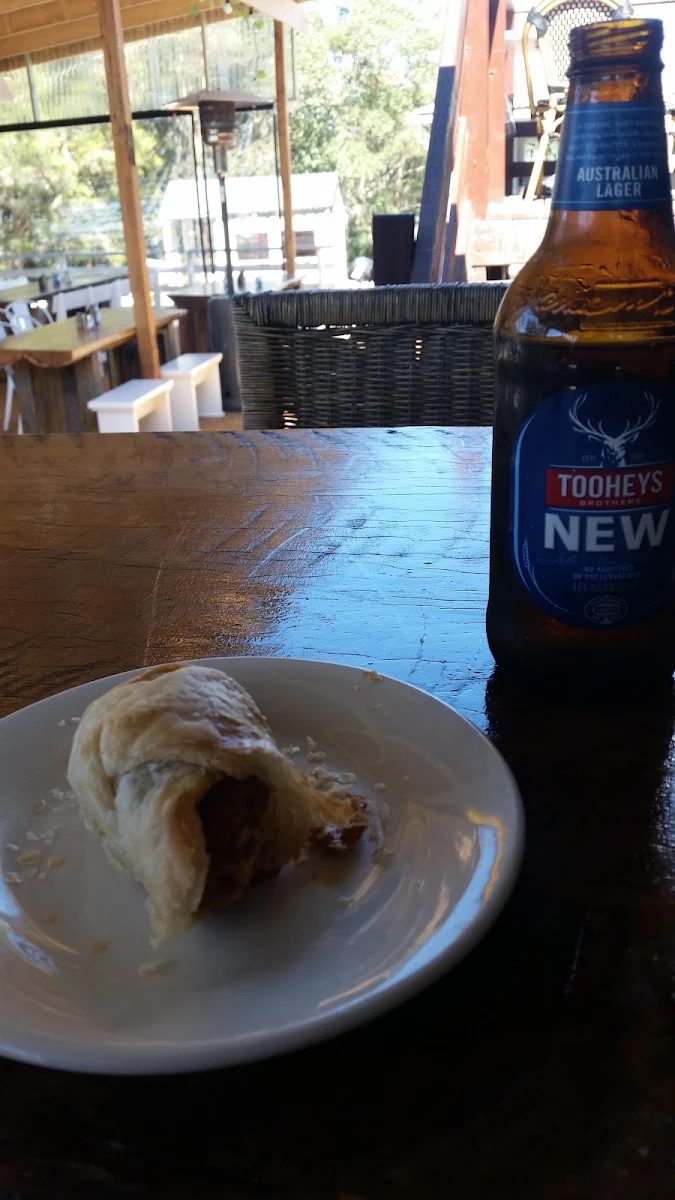 Highlights, Beechwood General Store & Cafe
