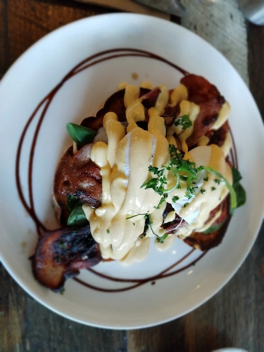 Crispy Bacon, Degani Hope Island