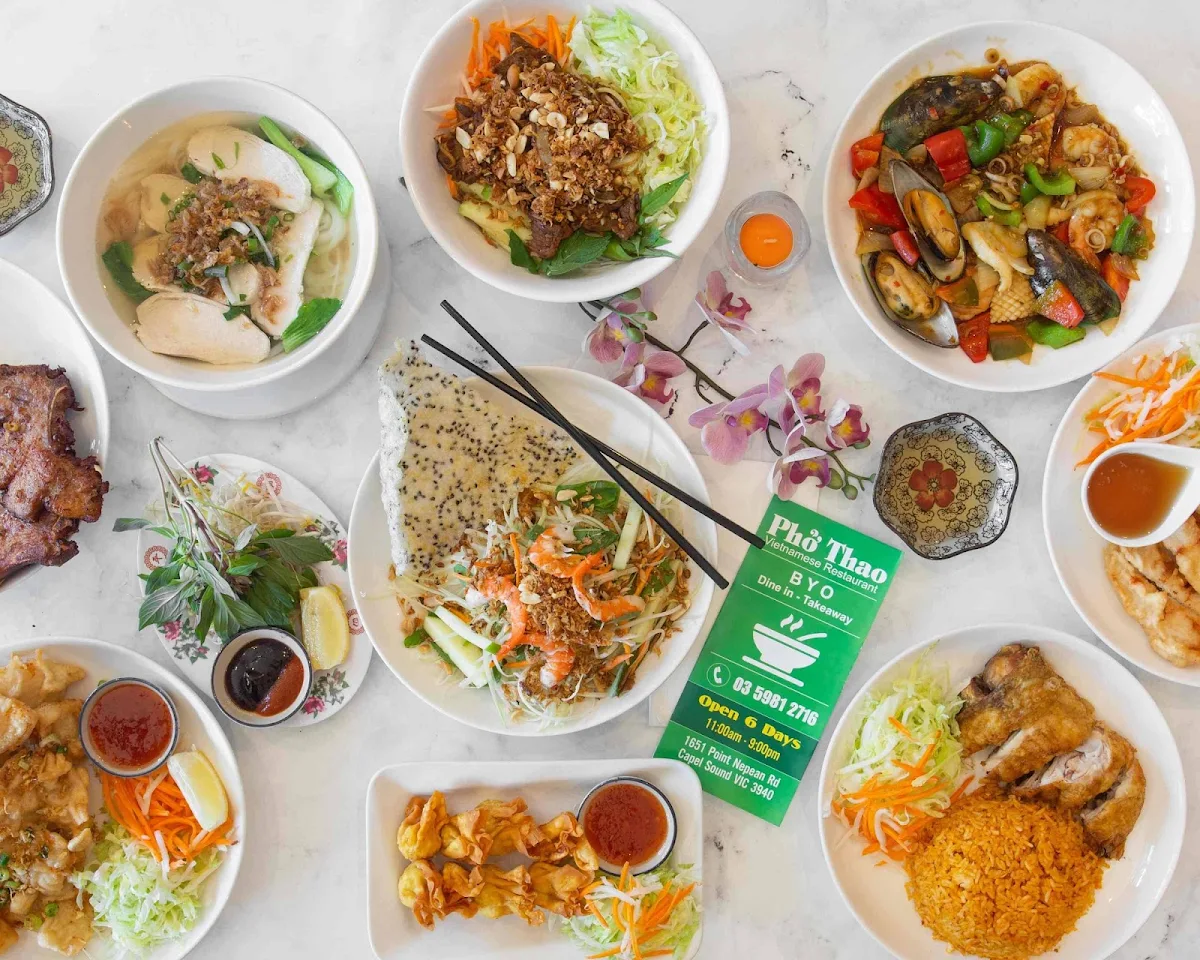 Highlights, Pho Thao