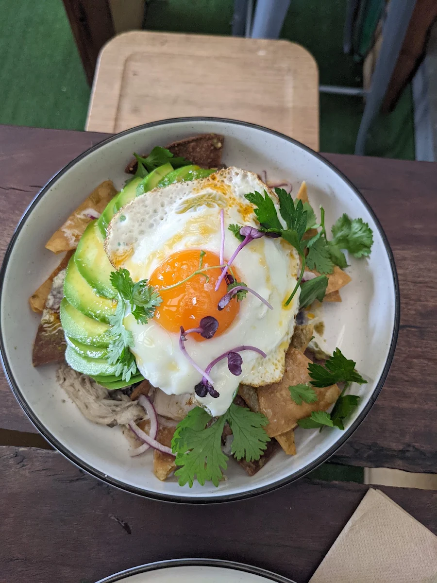 Pollo Y Huevo Eggs and Poached Chicken