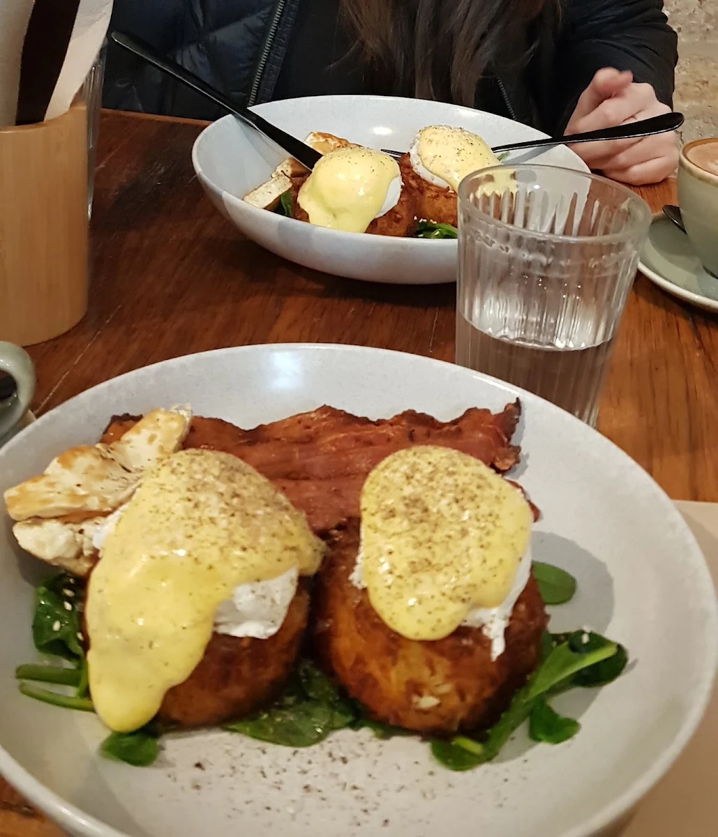 Eggs Benedict