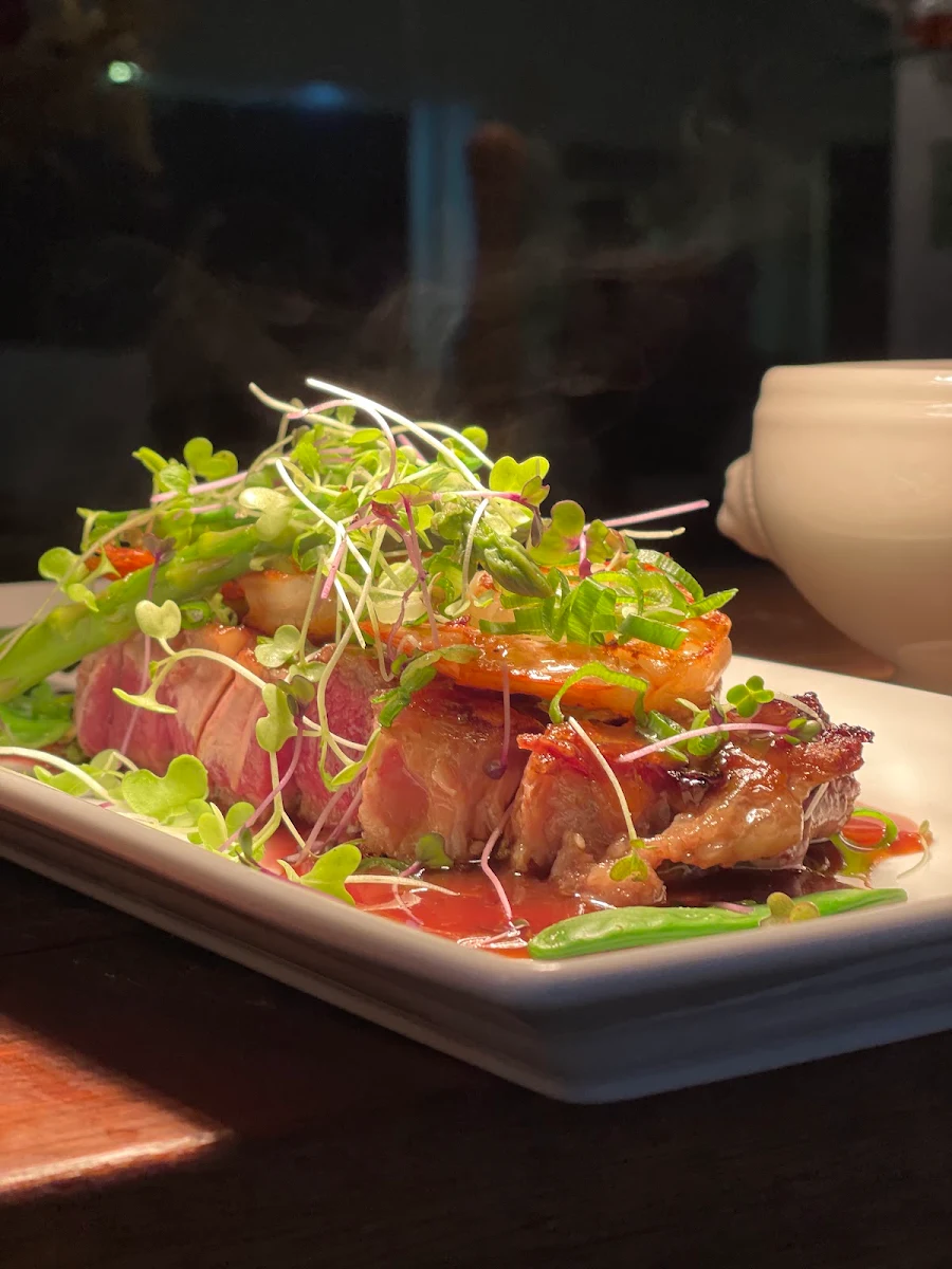 Premium Yellowfin Tuna Sashimi in Lime Ginger & Sesame Dressing Furikake