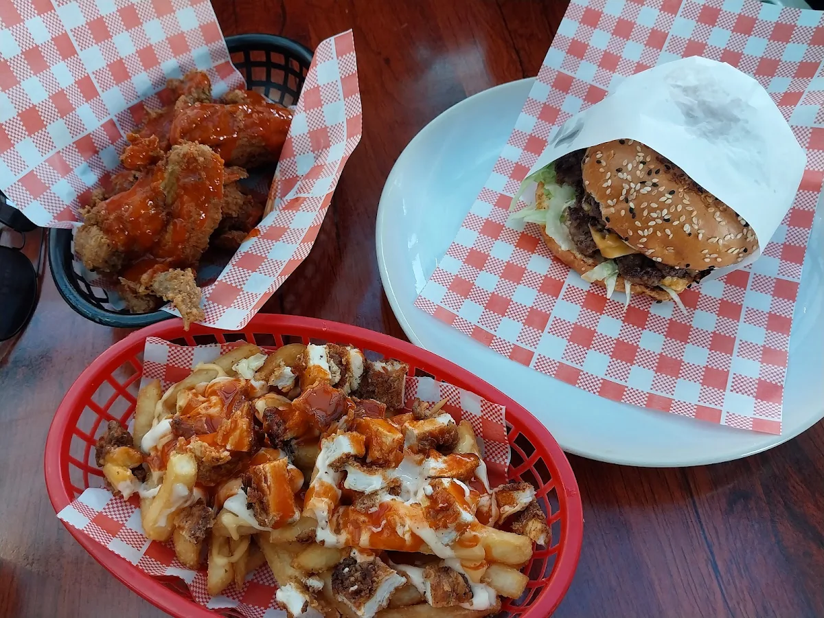 Buffalo Wings Buffalo Loaded Fries Newtown Burger