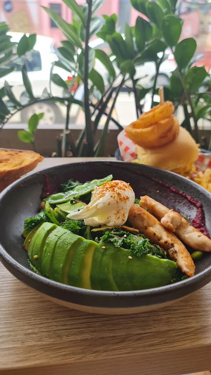 Smashed Avocado, Napa Cafe Glen Iris