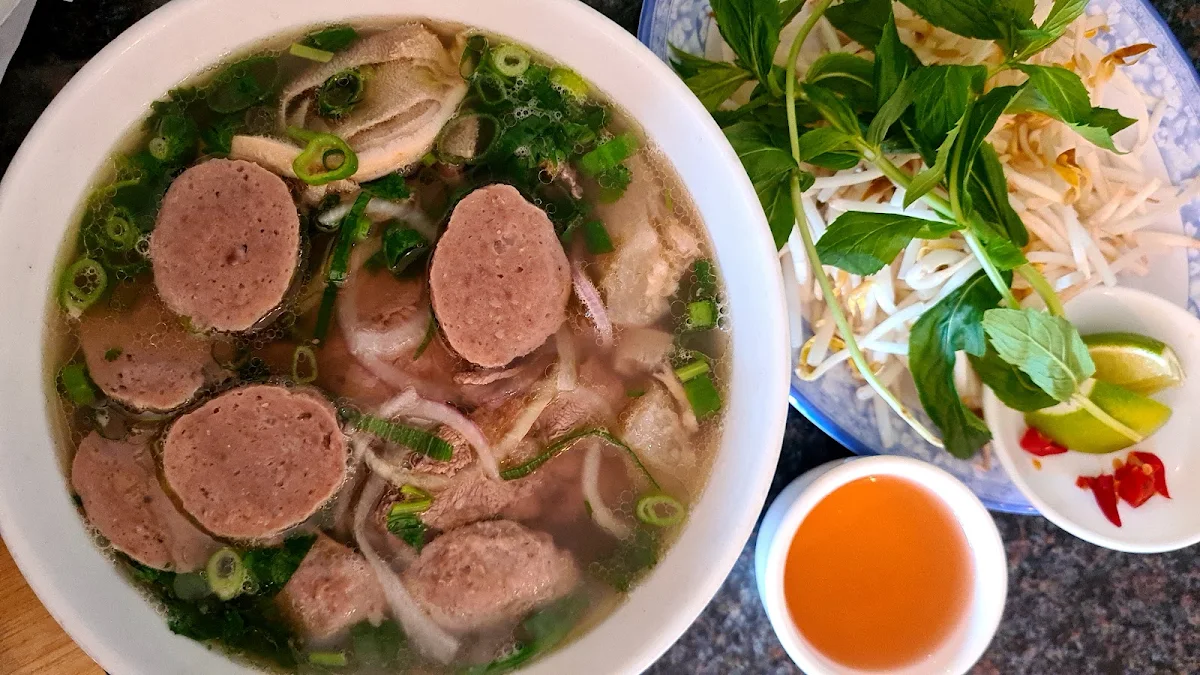 Phở, Phong Dinh Noodle House