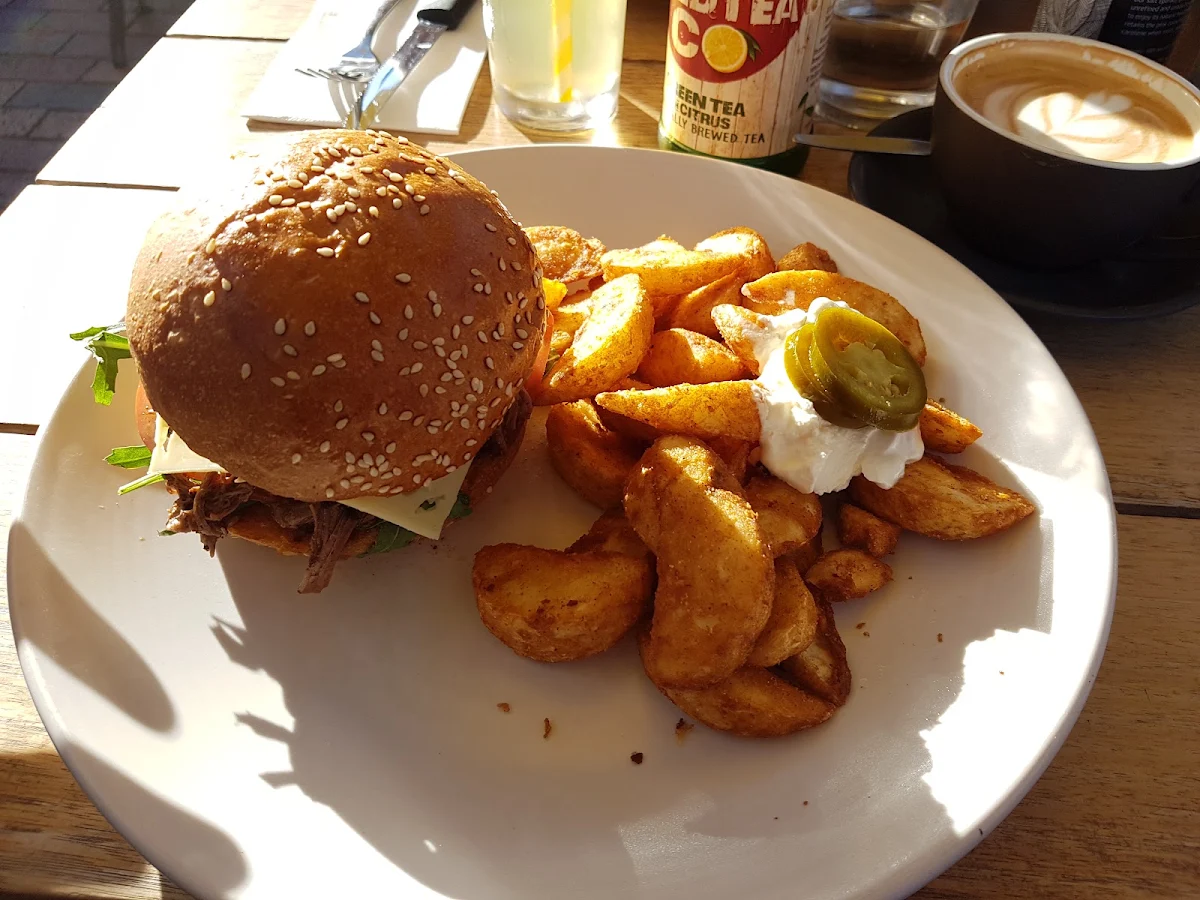 Pulled Pork, The Winey Cow