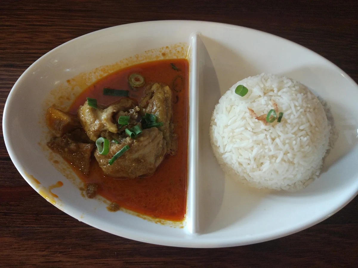 Chicken Curry, China Bar Casey Central