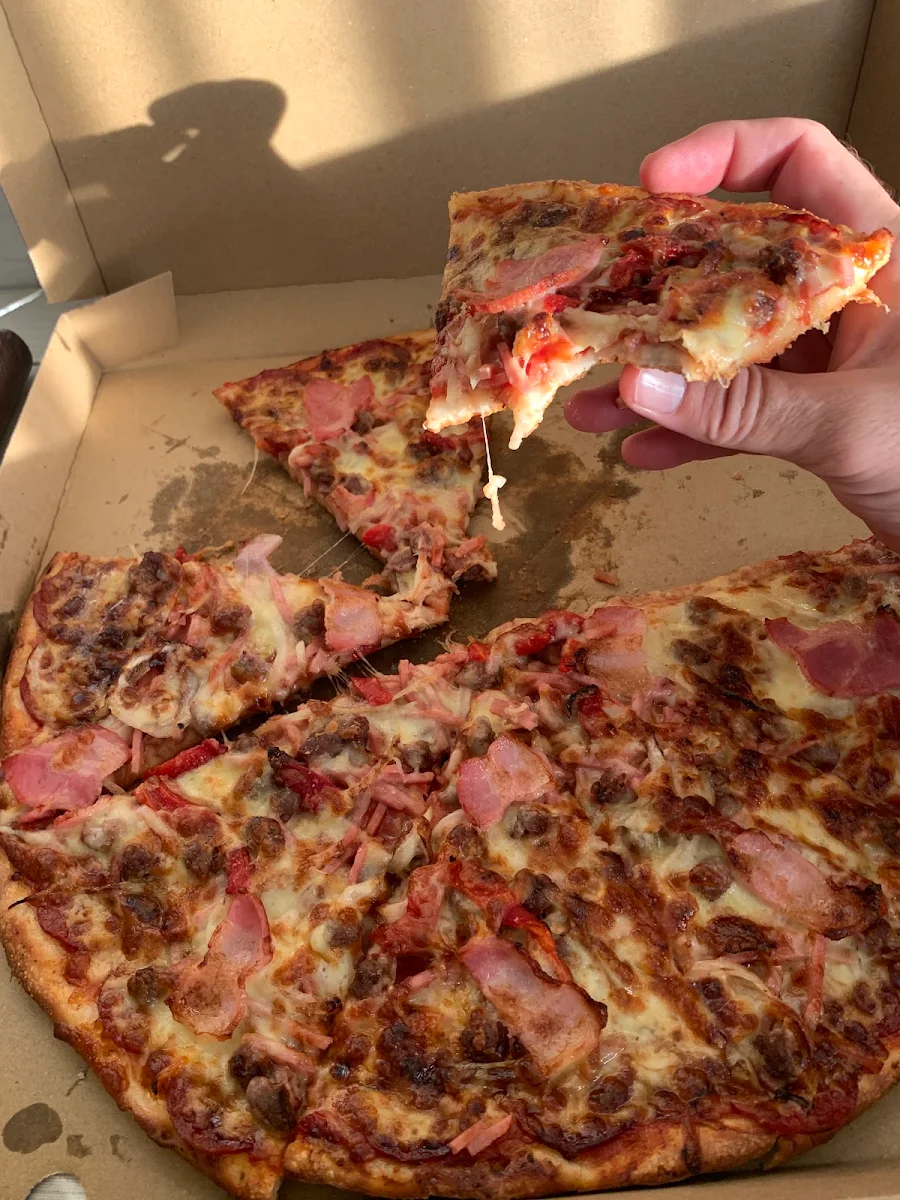 Meat Lovers Pizza Mega