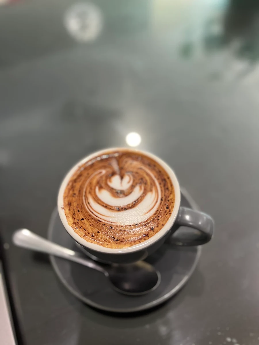 Highlights, Chandos cafe