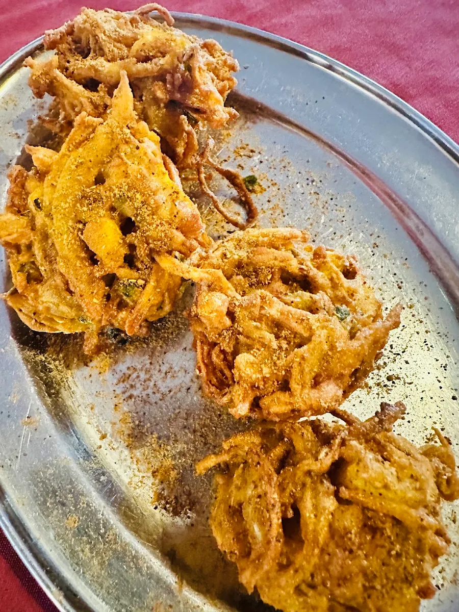5pcs Onion Bhaji, India Gate on the Bay
