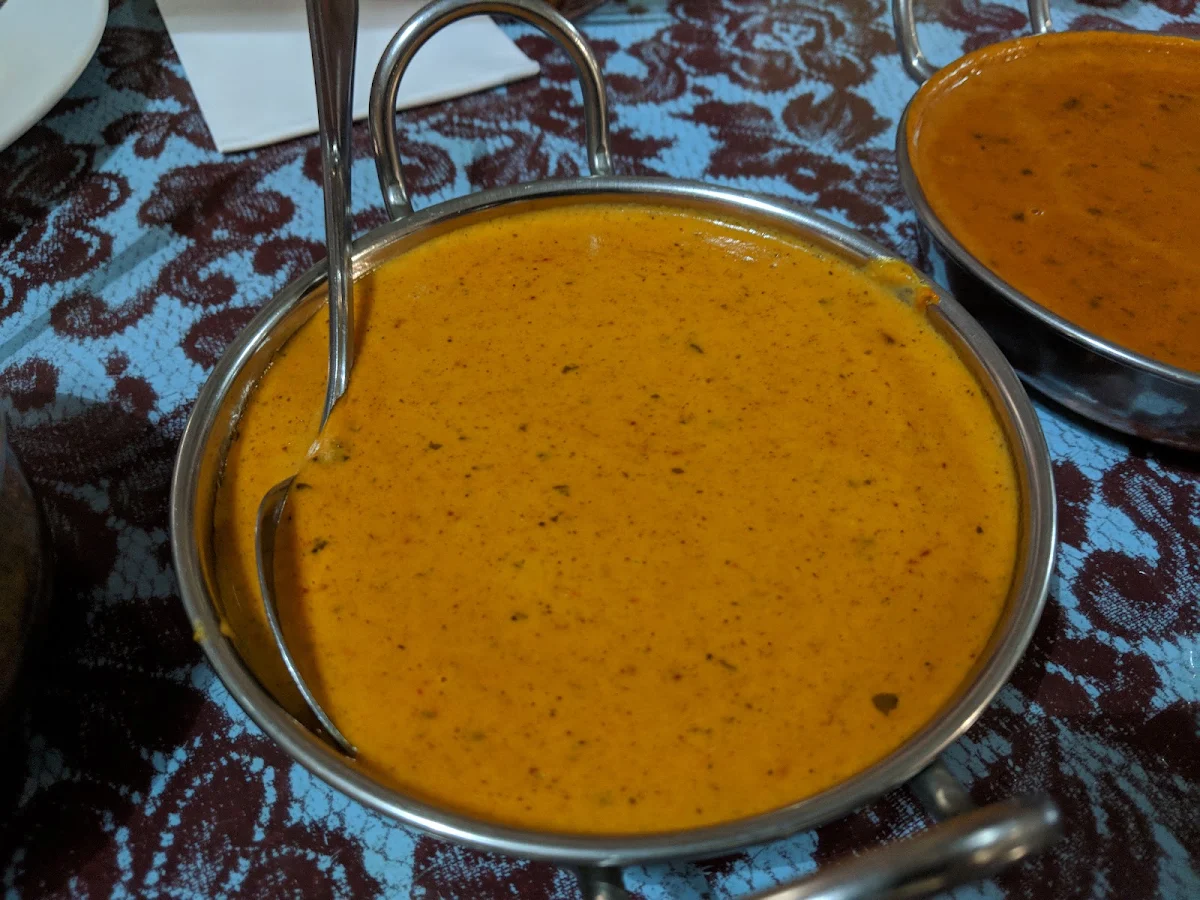 Dal Makhani, India Gate on the Bay