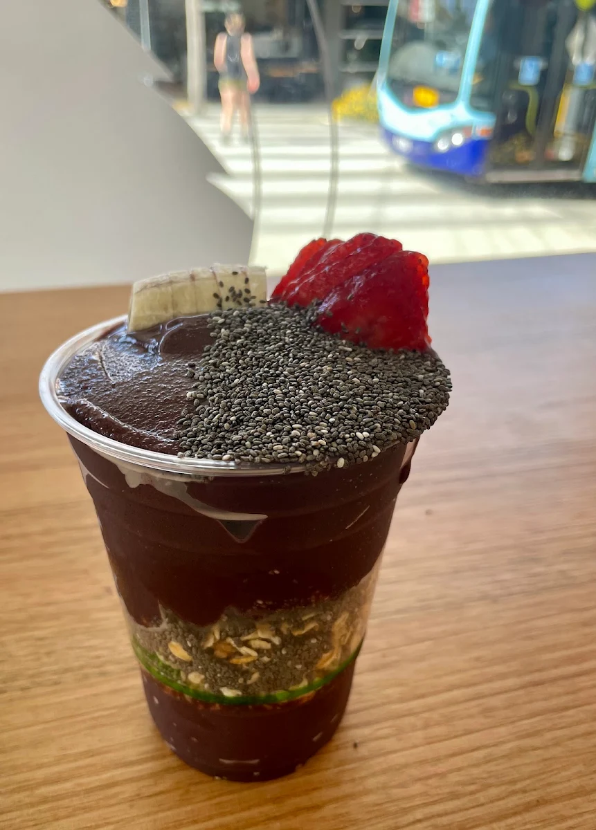 Highlights, Oakberry Acai Clovelly