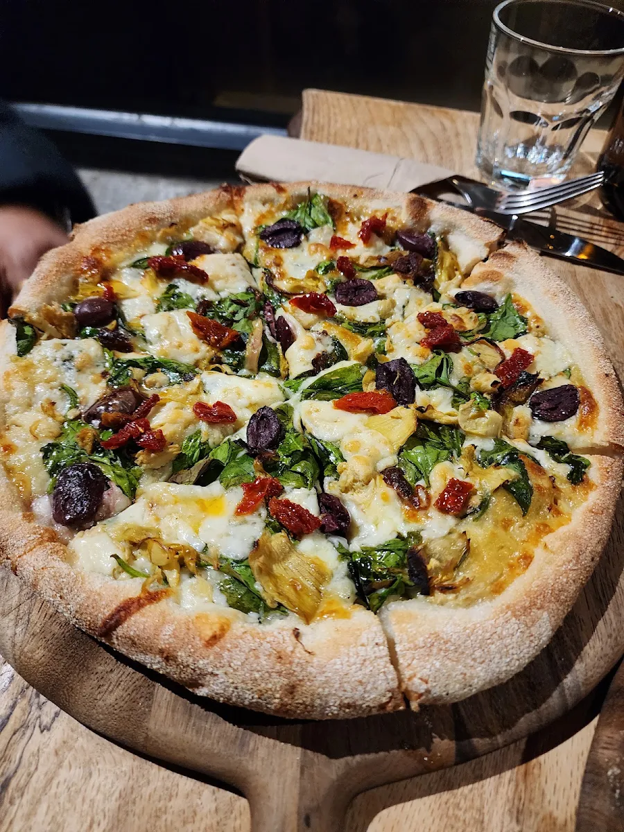 Artichoke Pizza