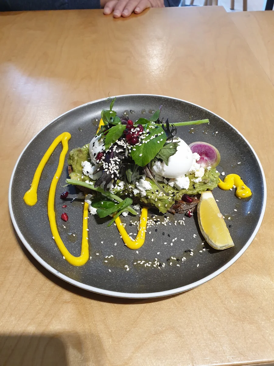 Smashed Avocado, Elatte Cafe