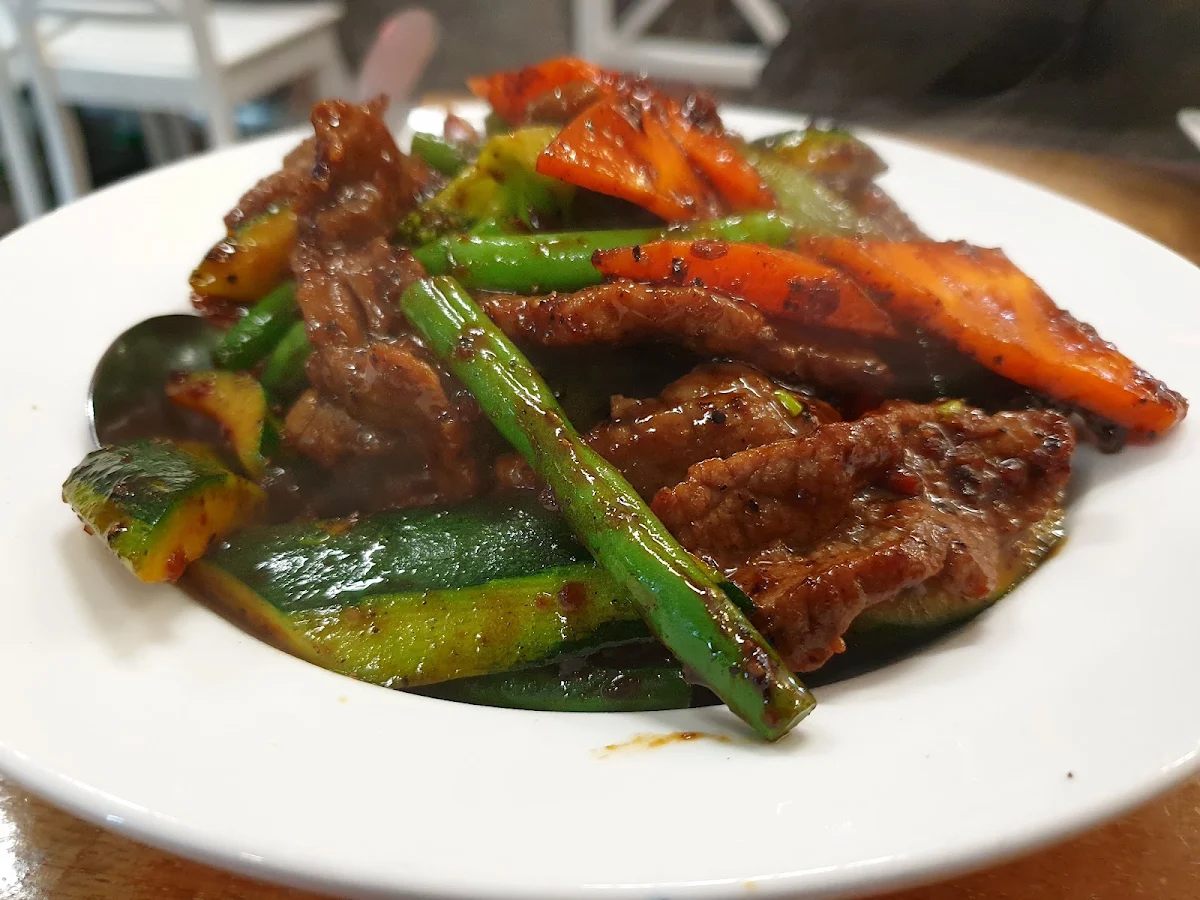 Highlights, Mama Wong's Kitchen