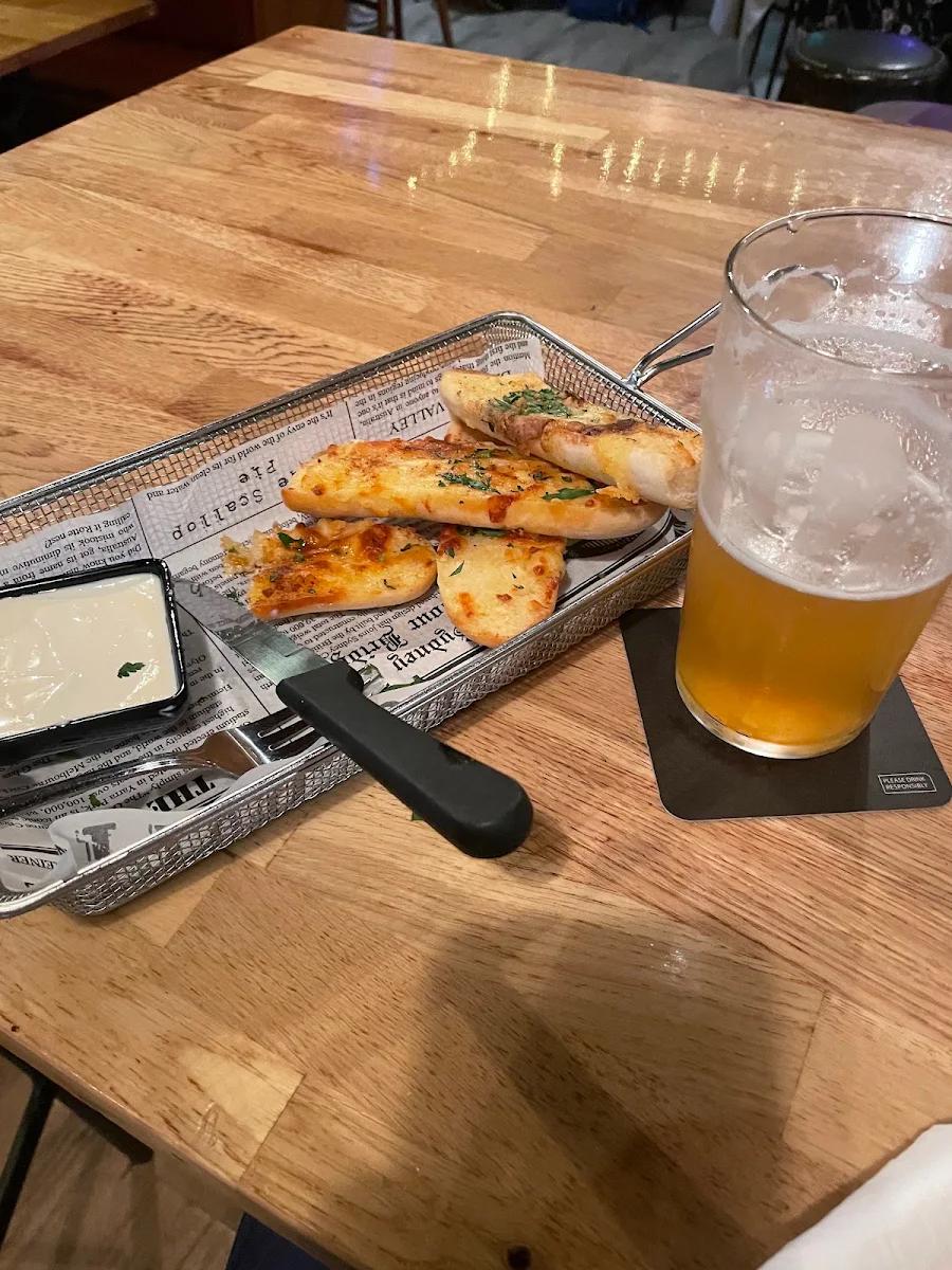 Garlic Bread, Irish Murphy's