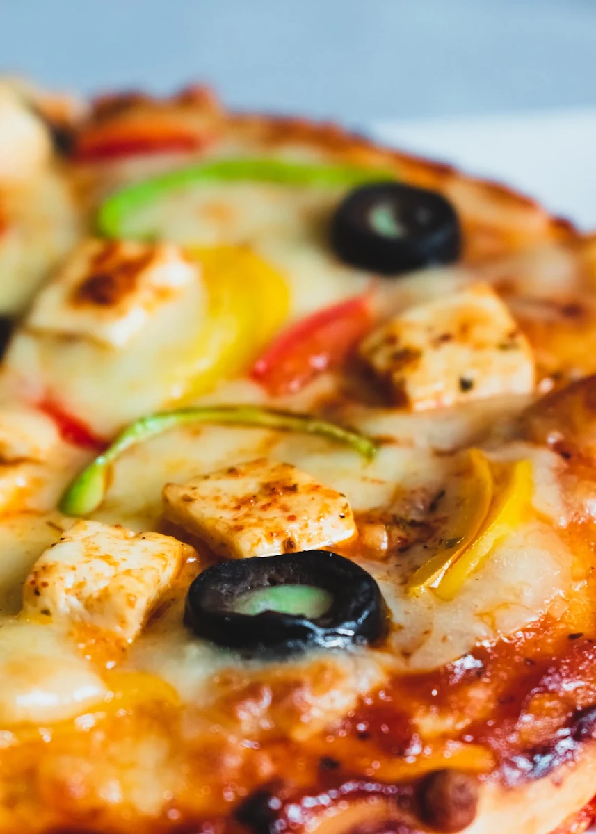 Highlights, Romenia Restaurant and Pizza Bar