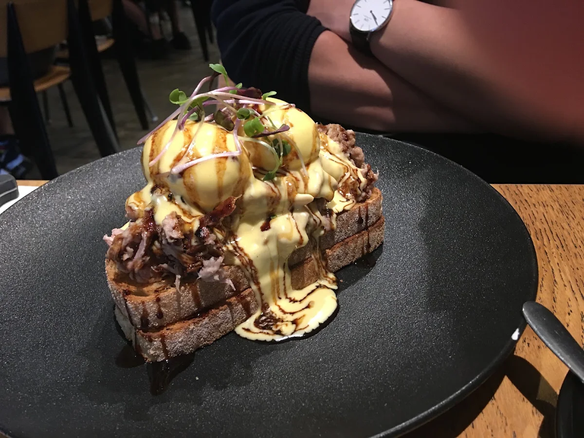 Eggs Benedict