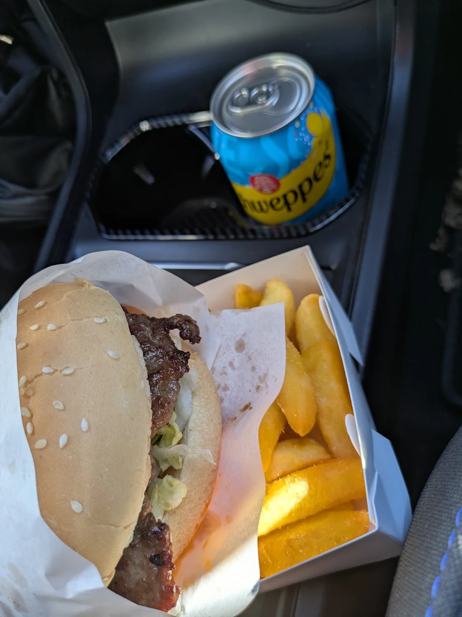 Plain Burger Combo, Wallacia Takeaway