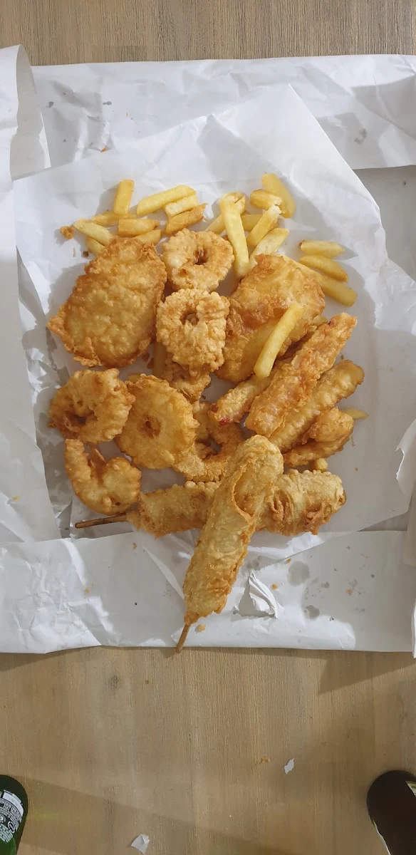 Seafood Basket, Moon's Fish & Chips