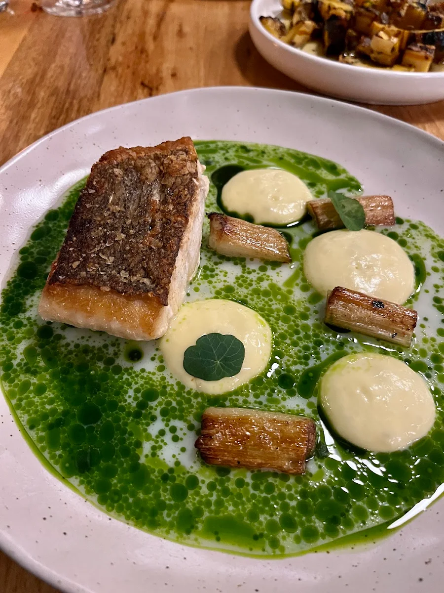 Market Fish, Grain of the Silos