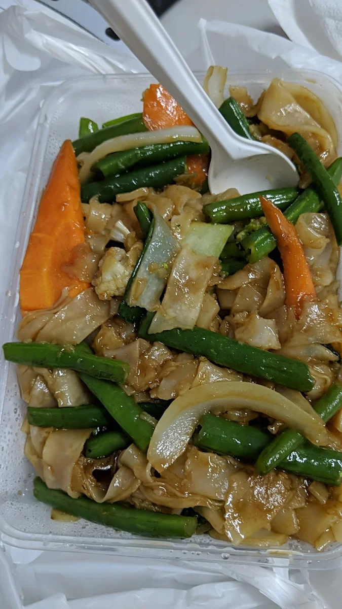 Rice Noodles with Vegetable