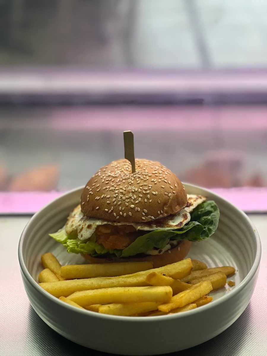 Highlights, Tasty Grill