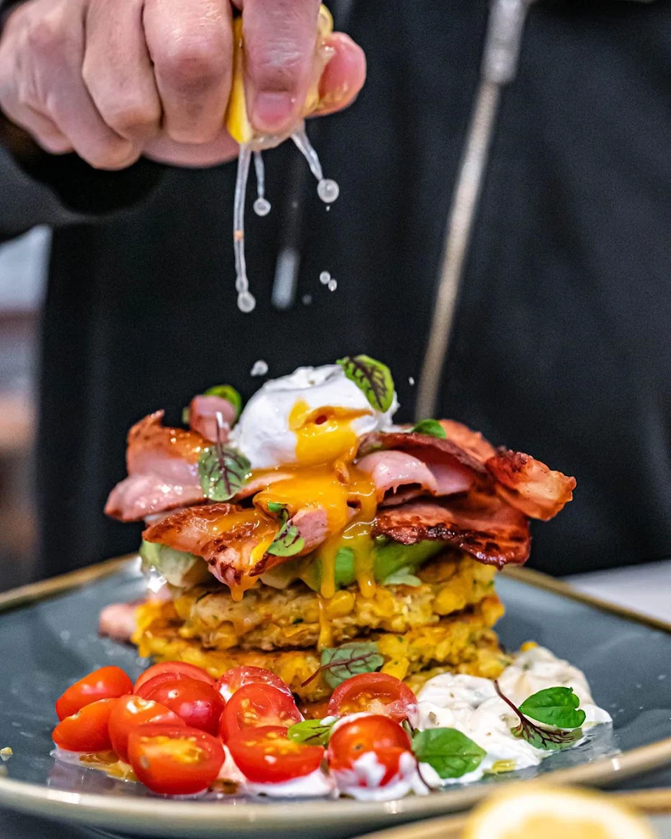 Brekkie Stack, Woodland Cafe