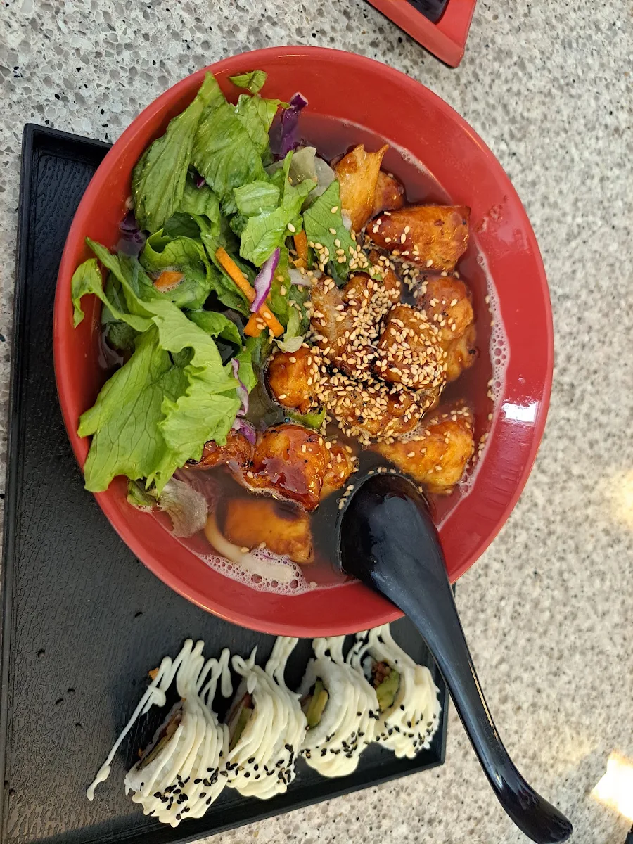Highlights, Bundy Sushi