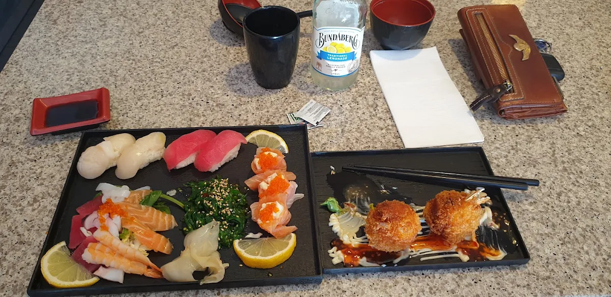 Highlights, Bundy Sushi