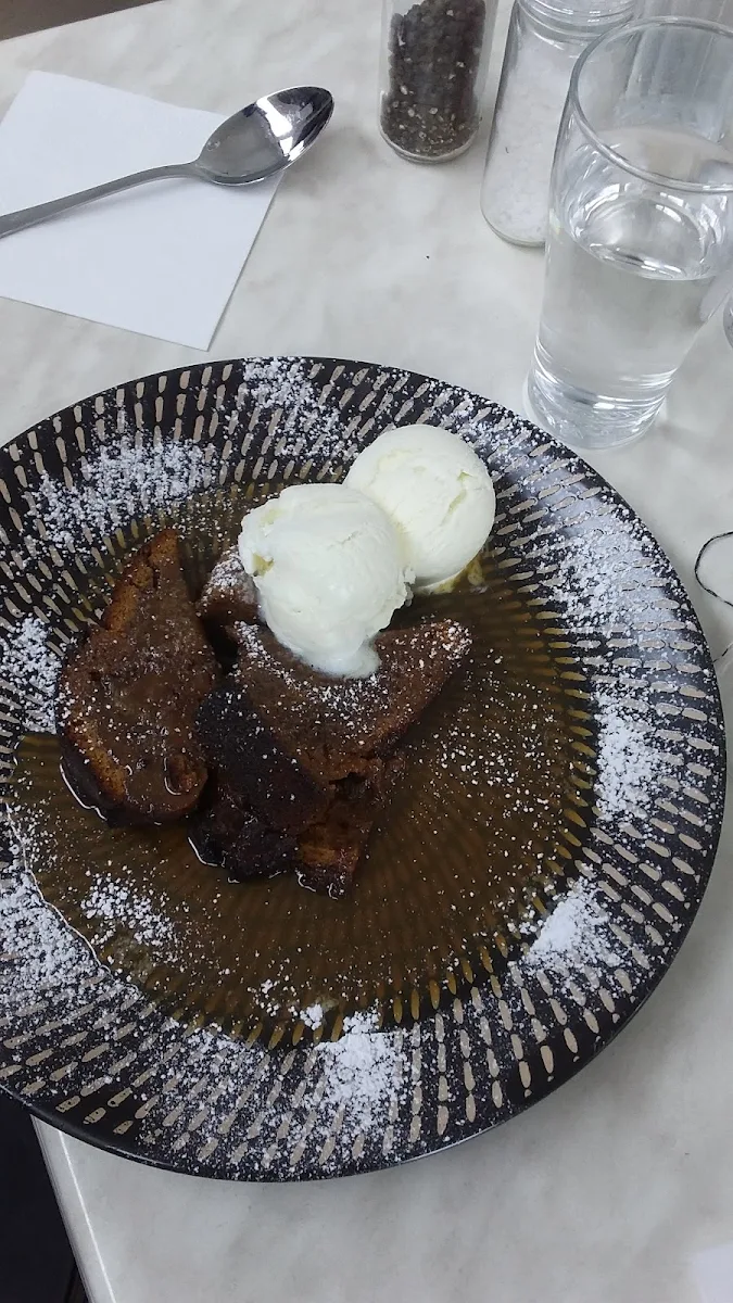 Sticky Date Pudding, Arundel Farm Estate