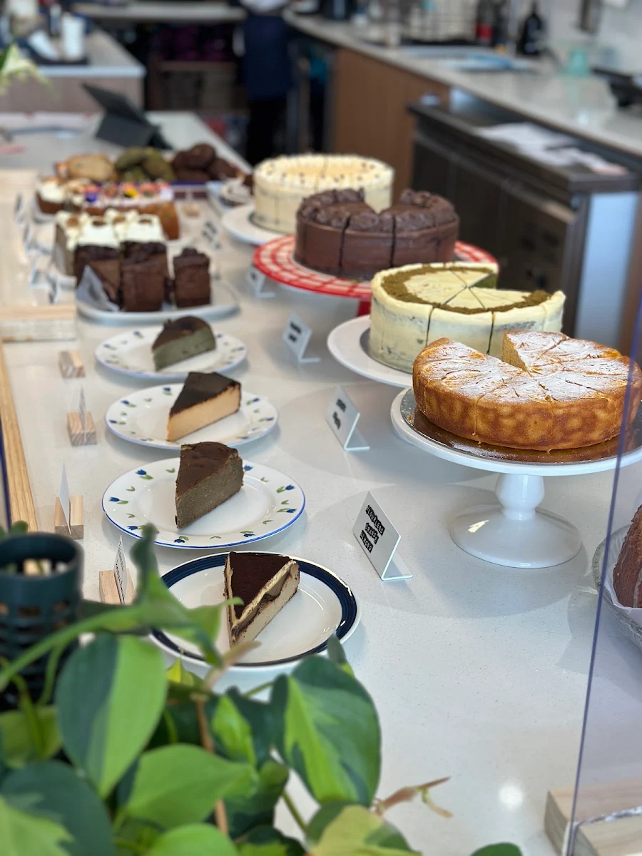 Highlights, Boy Boy Bakery