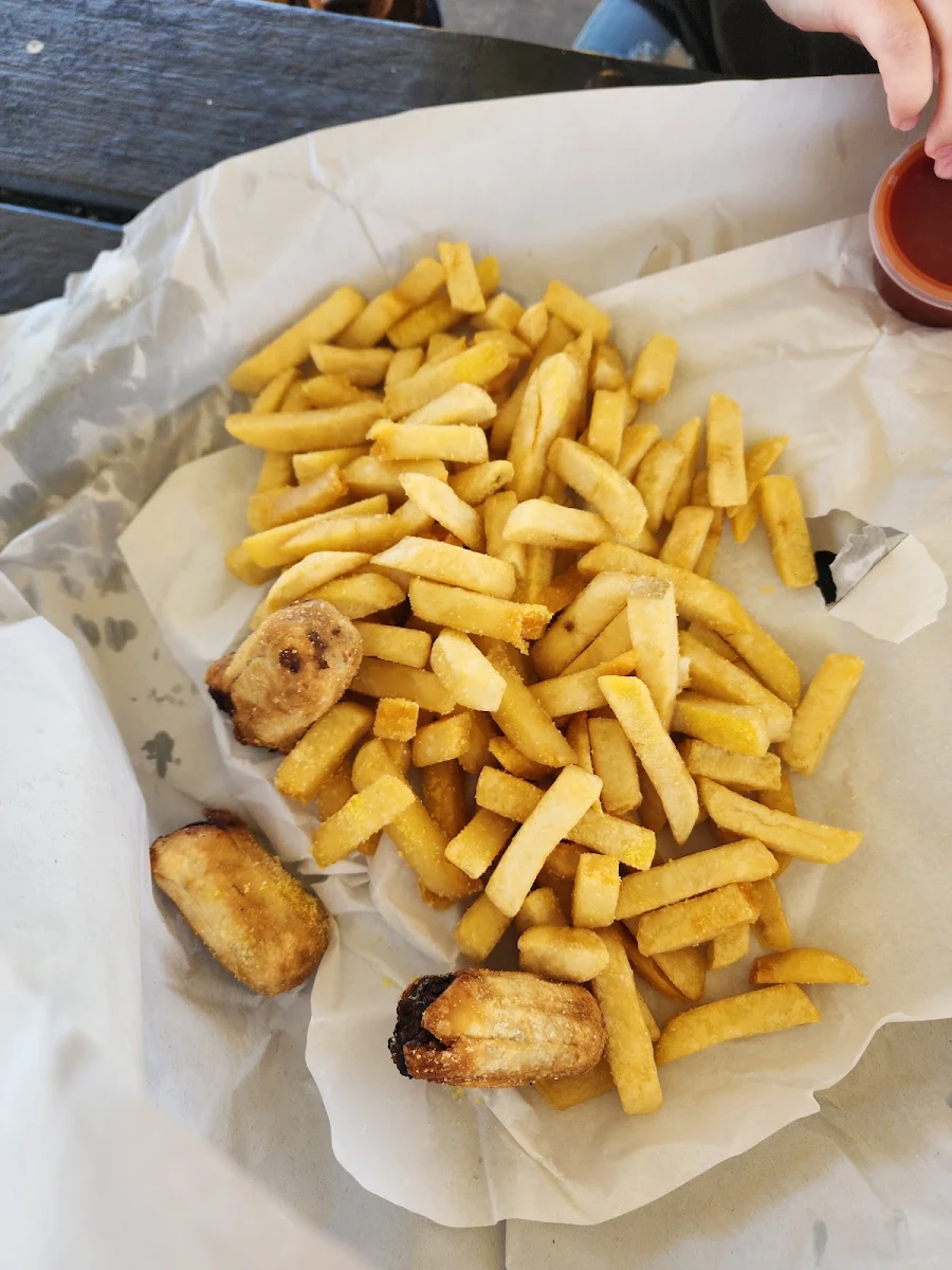 6 Chips, Tingal Road Seafoods