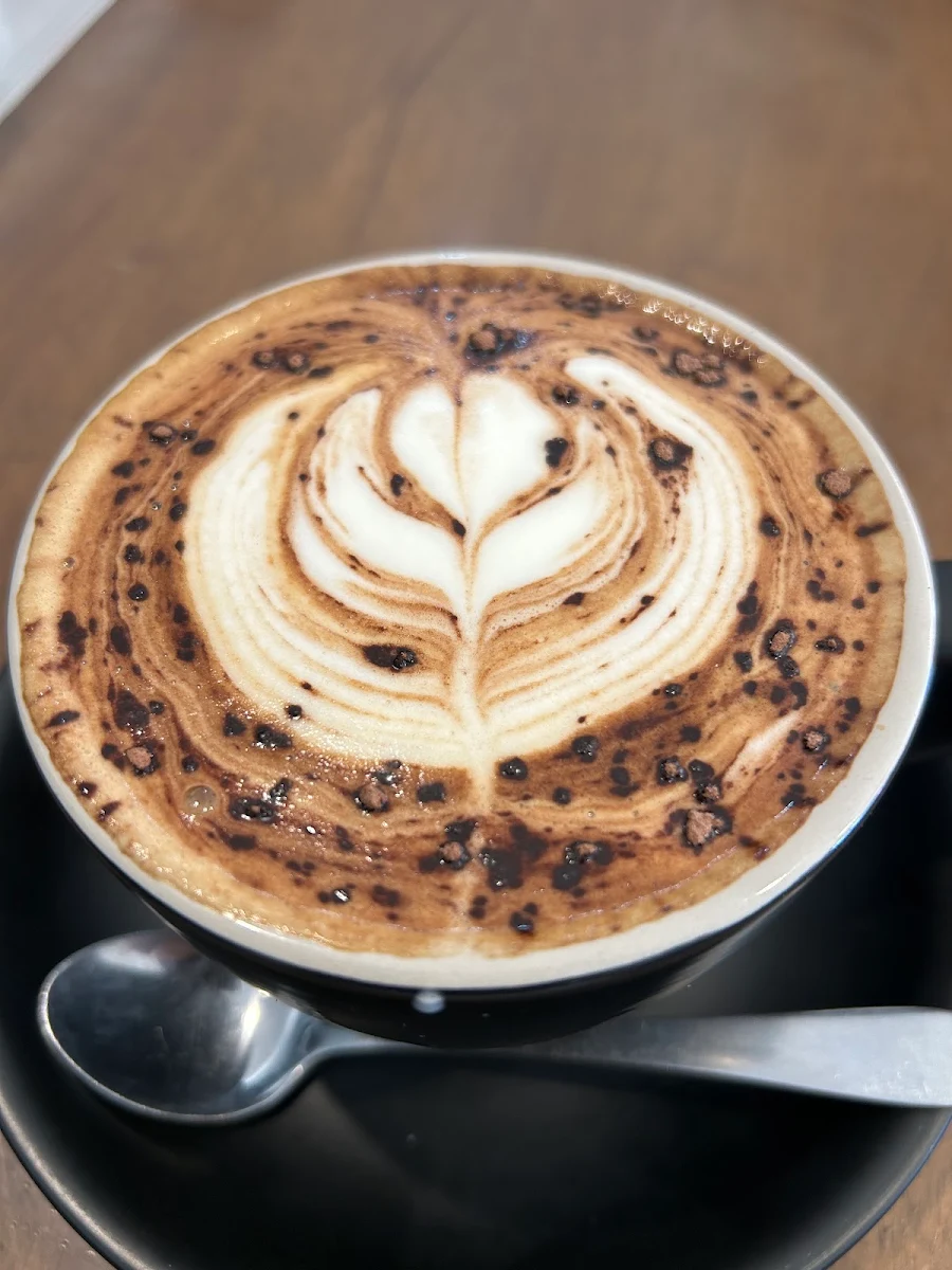 Cappucino, Cafe Divine
