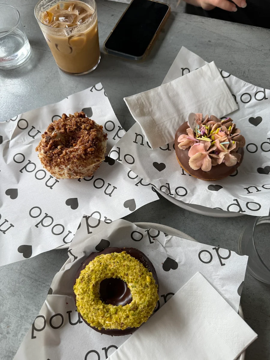 Donuts, Nodo South Bank